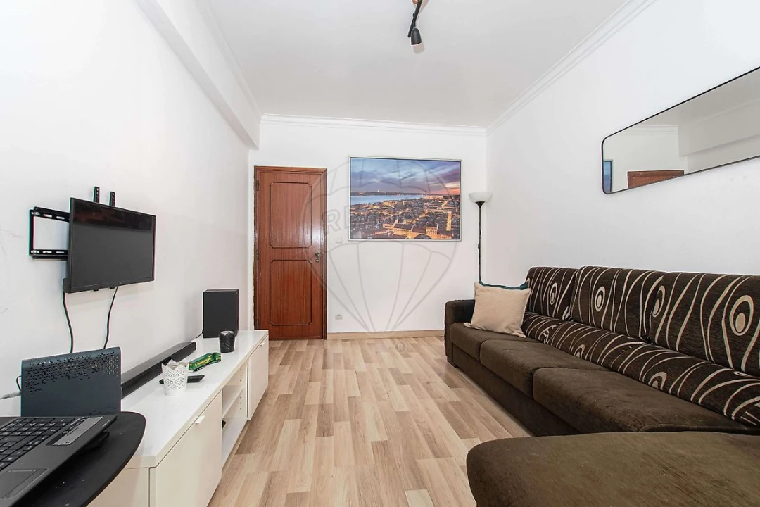 Apartamento T2 para Venda em Vialonga Foto 4