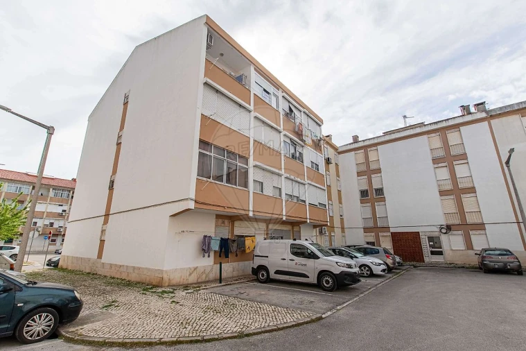 Apartamento T2 para Venda em Vialonga Foto 20