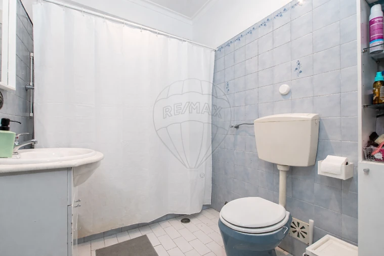 Apartamento T2 para Venda em Vialonga Foto 9