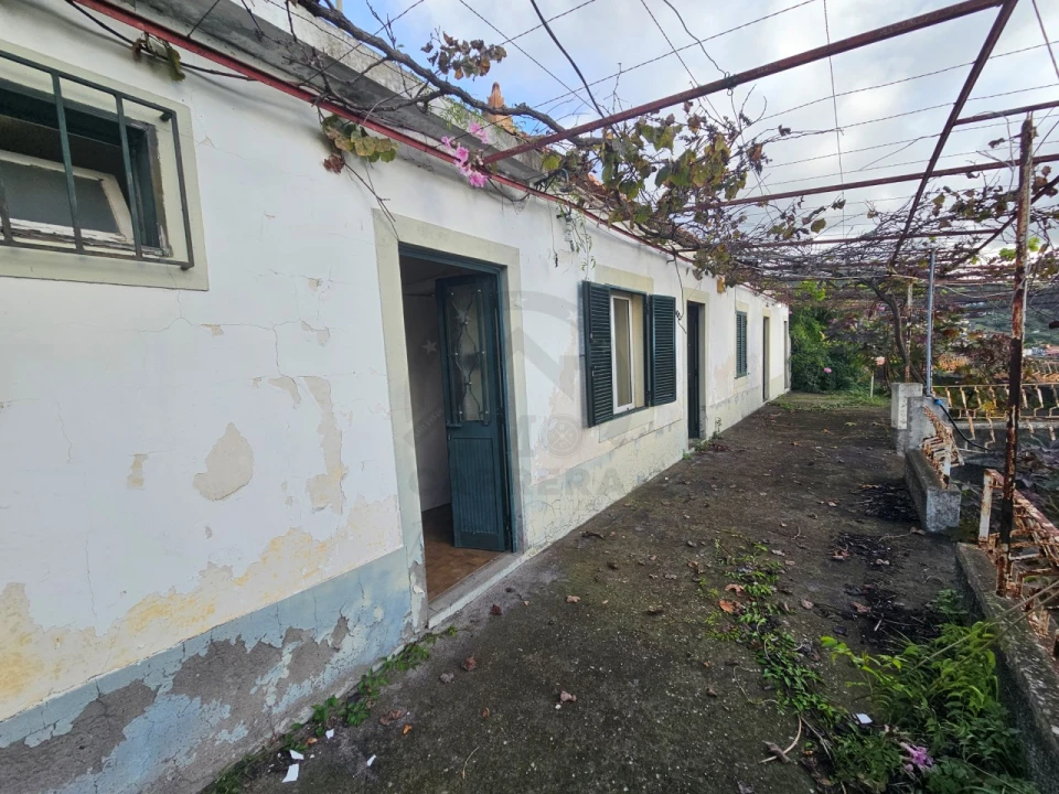 Moradia T2 para Venda em Caniço Foto 18