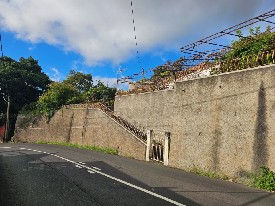 Moradia T2 para Venda em Caniço Foto 23