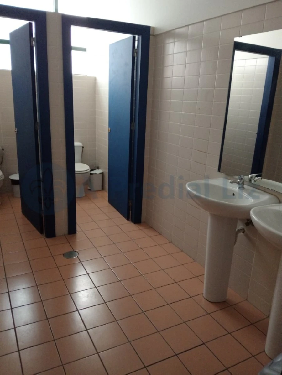 Armazém para Arrendamento em Paranhos Foto 8