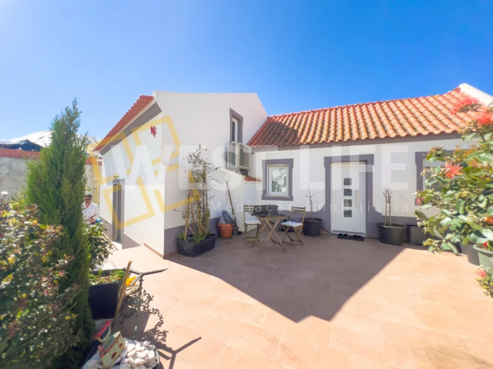 Moradia T2 para Venda em Lourinhã e Atalaia Foto 1