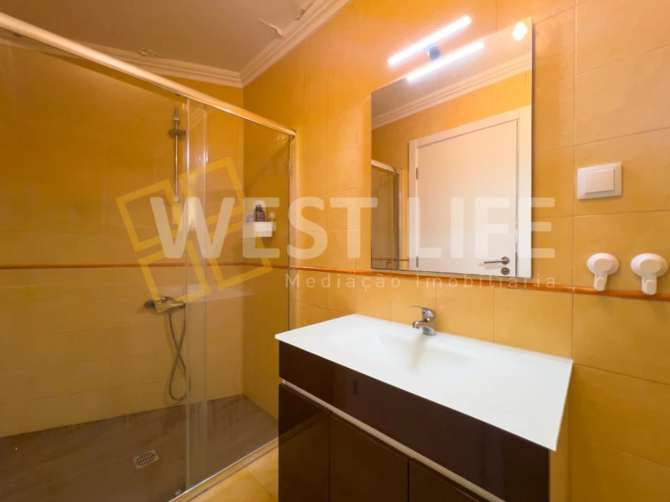 Moradia T2 para Venda em Lourinhã e Atalaia Foto 9