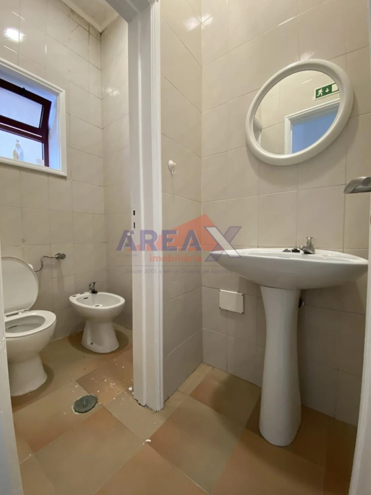 Loja para Arrendamento em O. Azeméis, Riba-Ul, Ul, Macinhata Seixa, Madail Foto 7