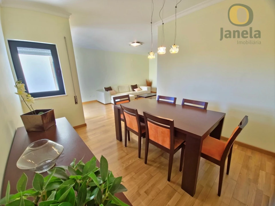 Apartamento T2 para Venda em Faro (Sé e São Pedro) Foto 6