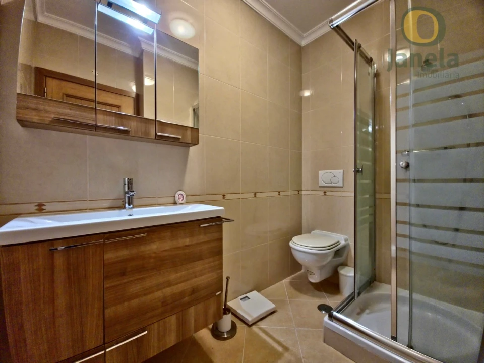 Apartamento T2 para Venda em Faro (Sé e São Pedro) Foto 31