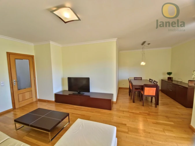 Apartamento T2 para Venda em Faro (Sé e São Pedro) Foto 14