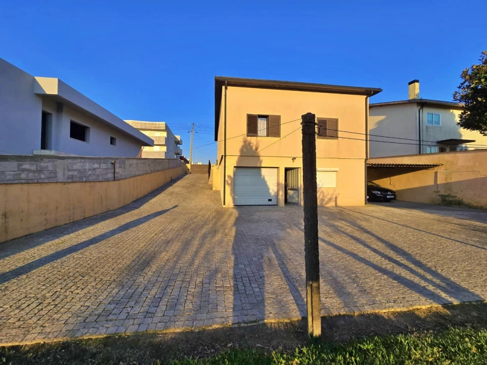 Moradia T4 para Venda em Alvarelhos e Guidões Foto 22