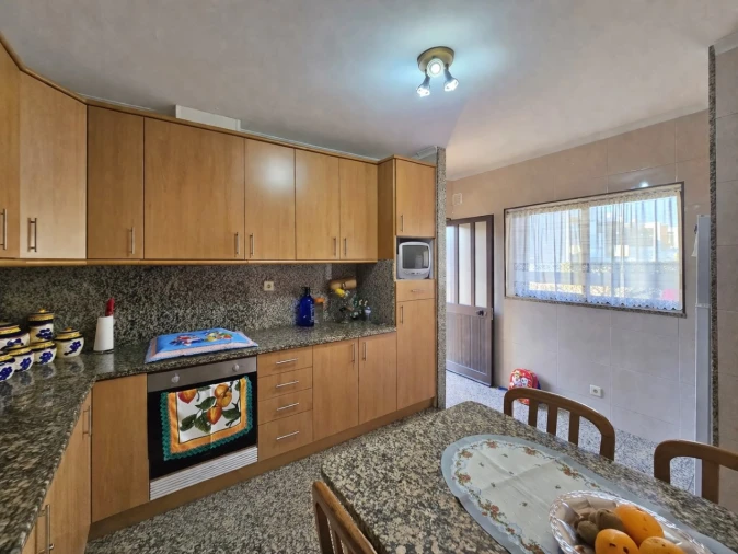 Moradia T4 para Venda em Alvarelhos e Guidões Foto 4