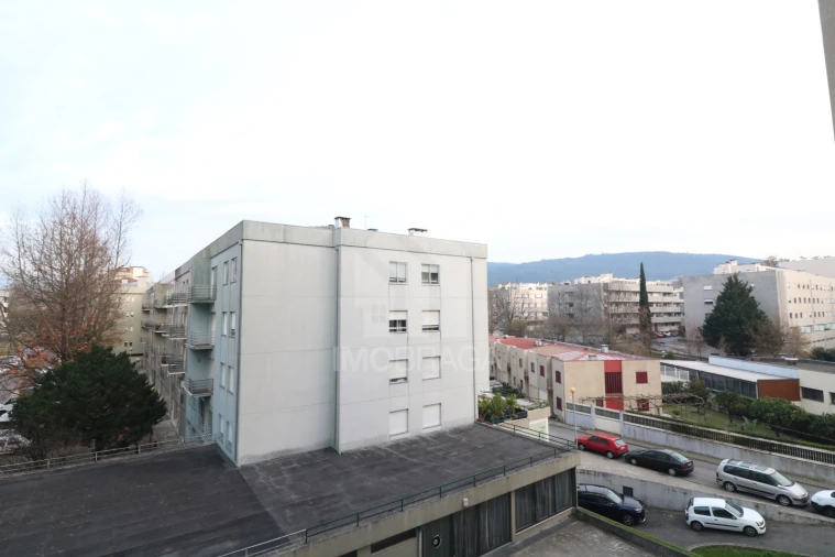 Apartamento T2 para Arrendamento em São Vitor (Braga) Foto 15