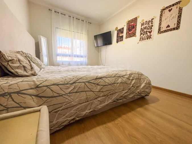 Apartamento T4 para Venda em Moita Foto 28