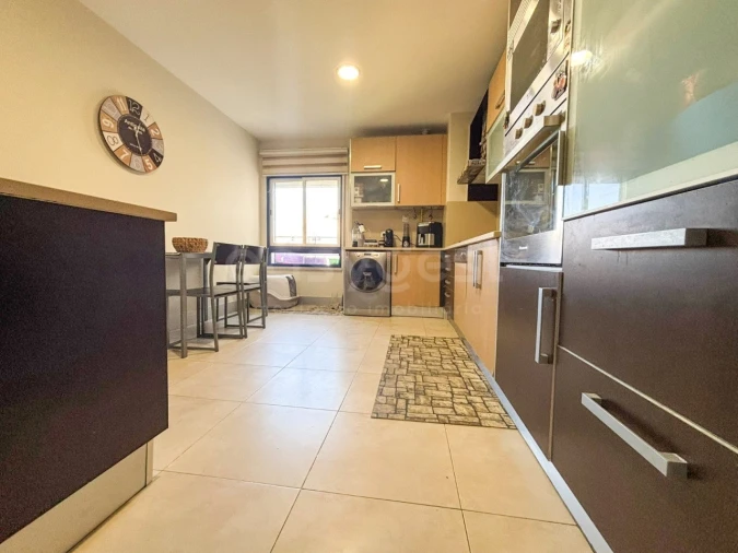 Apartamento T4 para Venda em Moita Foto 31