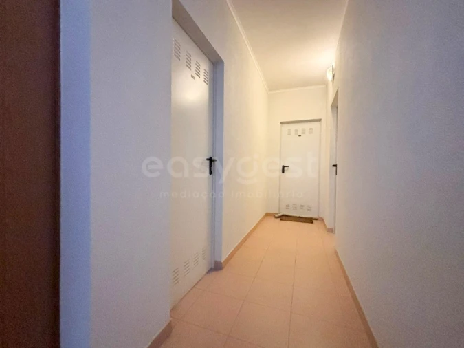Apartamento T4 para Venda em Moita Foto 43