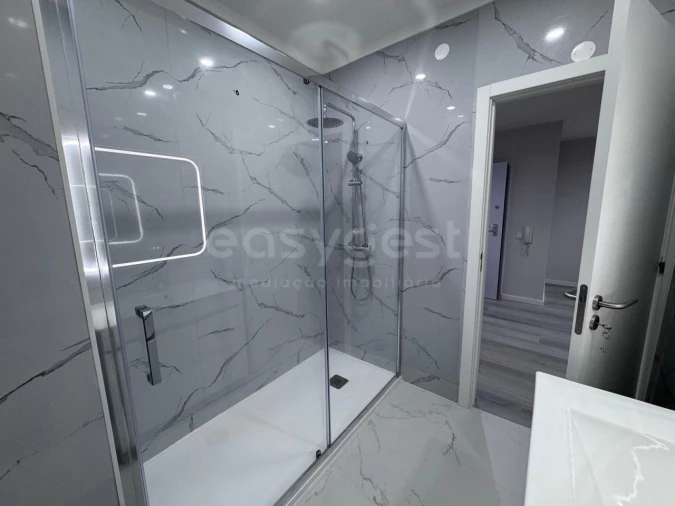 Apartamento T2 para Venda em Quarteira Foto 20