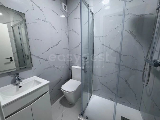 Apartamento T2 para Venda em Quarteira Foto 23