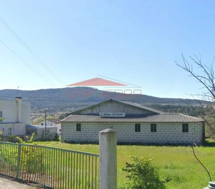 Prédio para Venda em Bornes de Aguiar Foto 1