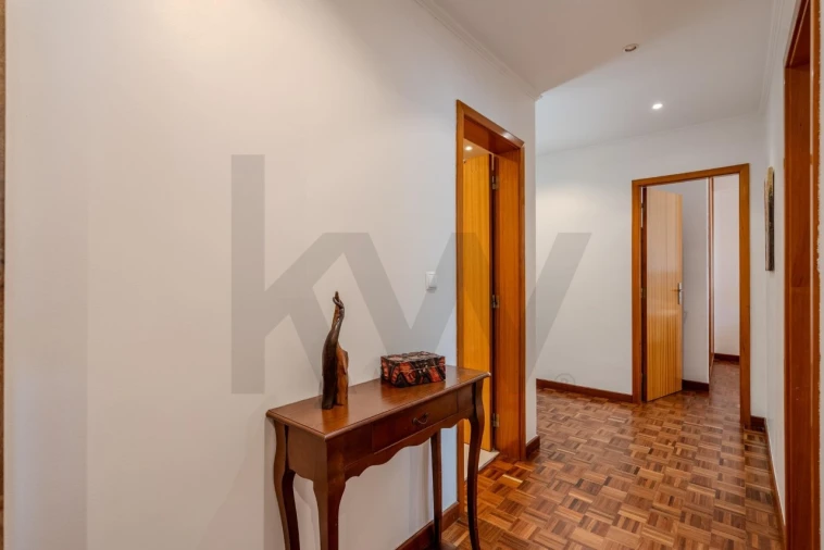 Apartamento T2 para Venda em Sacavém e Prior Velho Foto 10