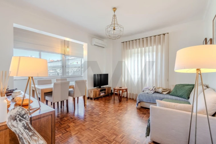 Apartamento T2 para Venda em Sacavém e Prior Velho Foto 19