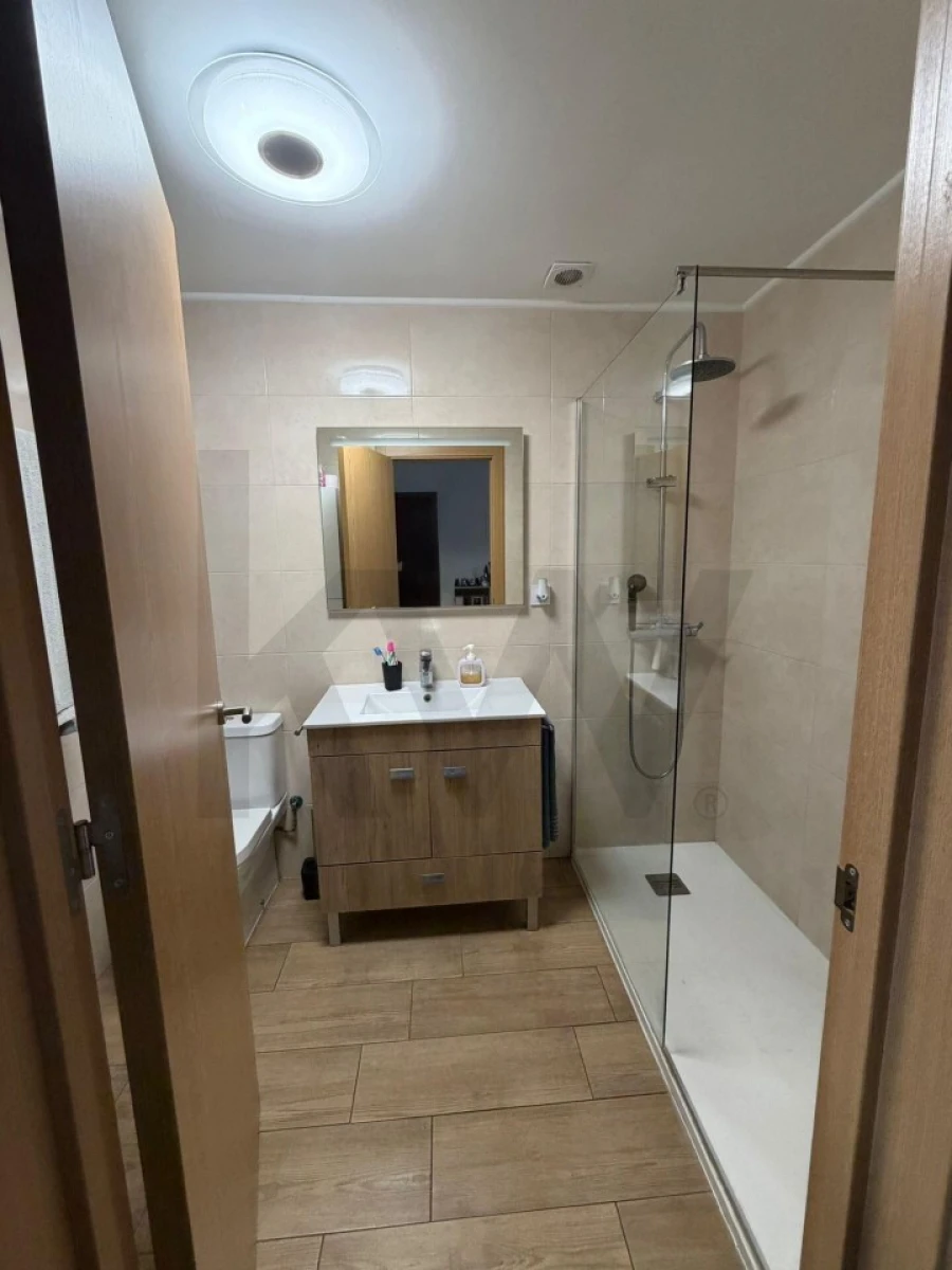 Apartamento T1 para Venda em Almada, Cova da Piedade, Pragal e Cacilhas Foto 14