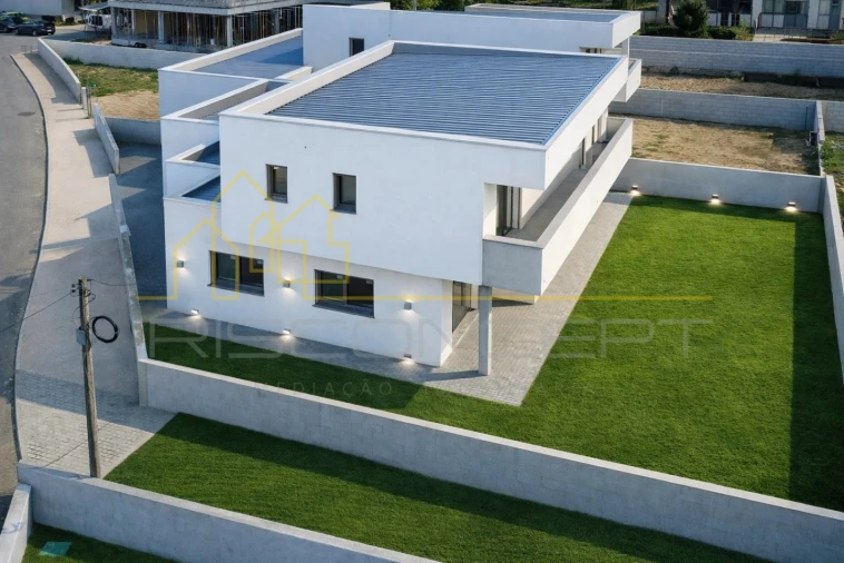 Moradia T3 para Venda em Batalha Foto 3