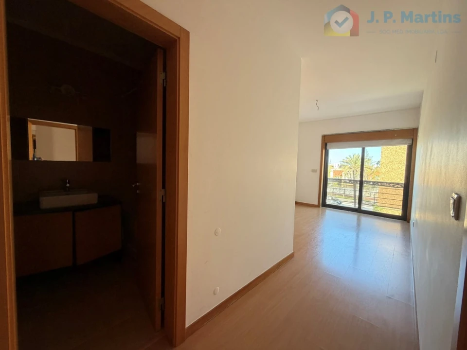 Apartamento T3 para Venda em Pinhal Novo Foto 16
