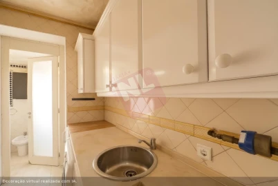 Apartamento T2 para Venda em Santa Maria Maior