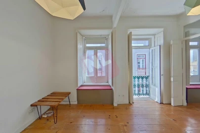 Apartamento T2 para Venda em Santa Maria Maior