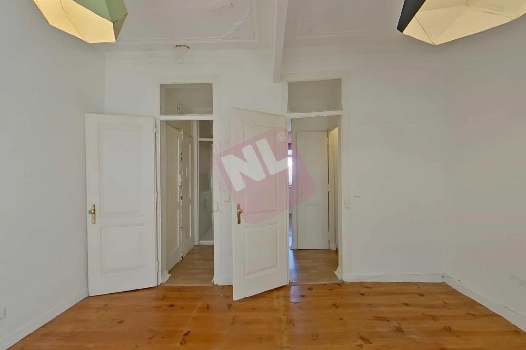Apartamento T2 para Venda em Santa Maria Maior Foto 10