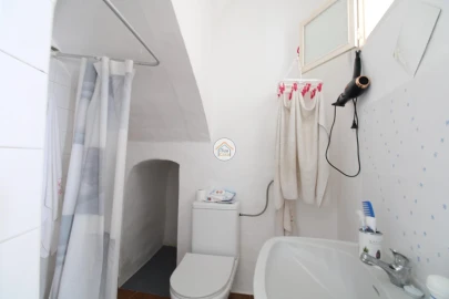 Moradia T1 para Arrendamento em Redondo