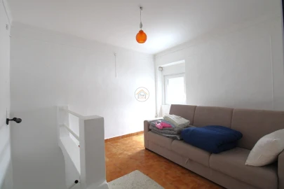 Moradia T1 para Arrendamento em Redondo