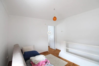 Moradia T1 para Arrendamento em Redondo