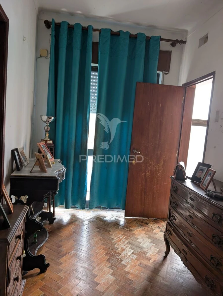 Moradia T8 para Venda em Salvaterra de Magos e Foros de Salvaterra Foto 7