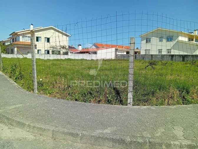Terreno para Venda em Eixo e Eirol