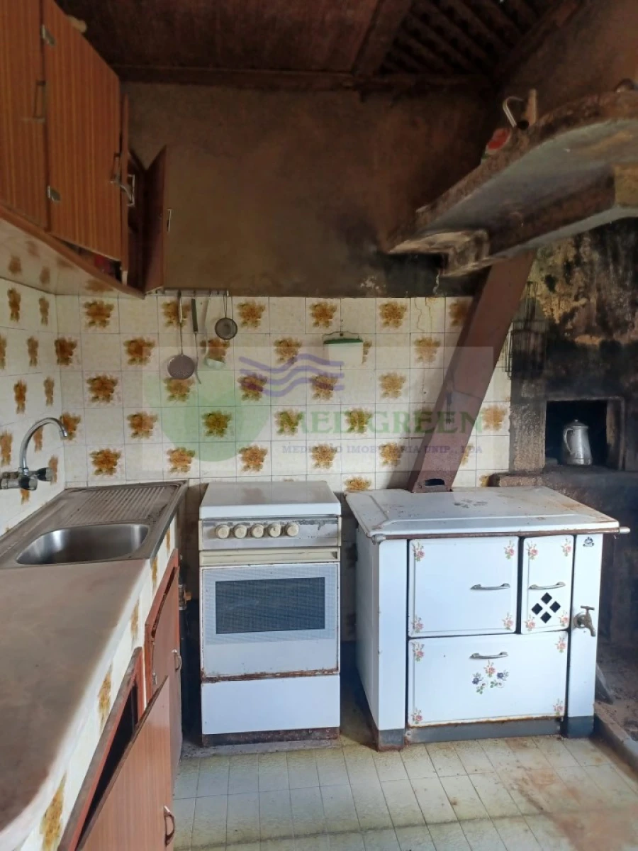 Moradia T2 para Venda em Silva Escura e Dornelas Foto 6