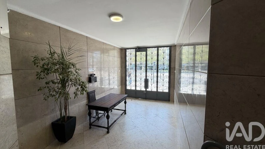 Apartamento T2 para Arrendamento em Avenidas Novas Foto 26