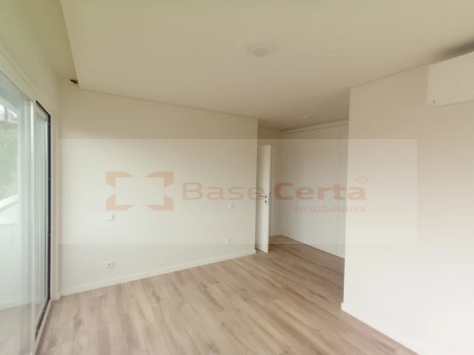 Apartamento T2 para Venda em Lumiar Foto 13