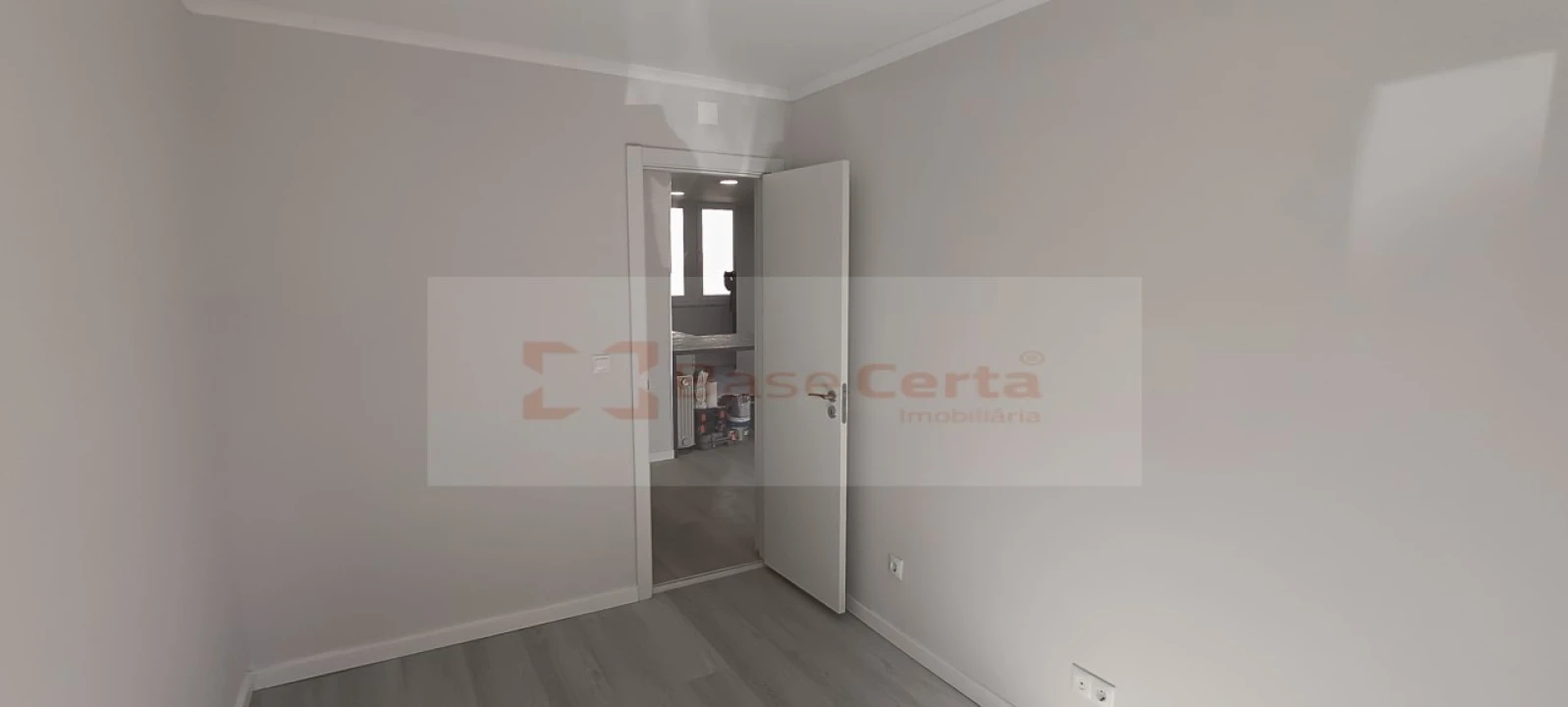 Apartamento T2 para Venda em Benfica Foto 9