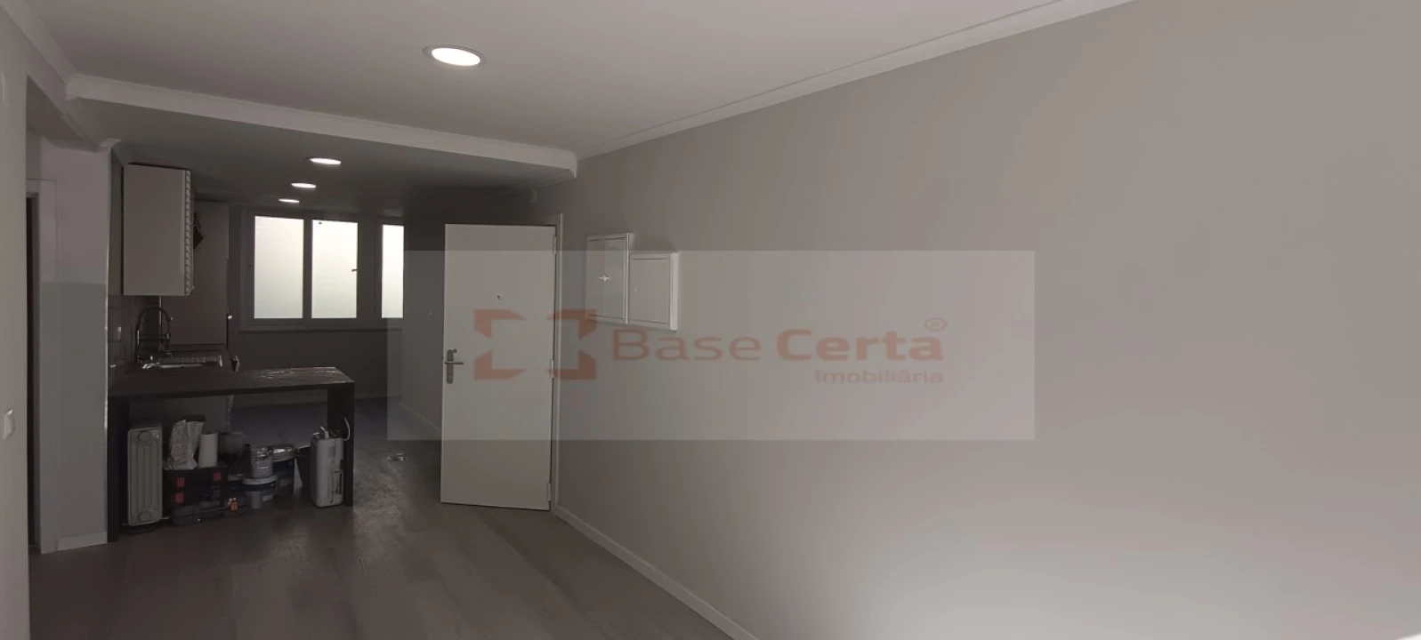 Apartamento T2 para Venda em Benfica Foto 16