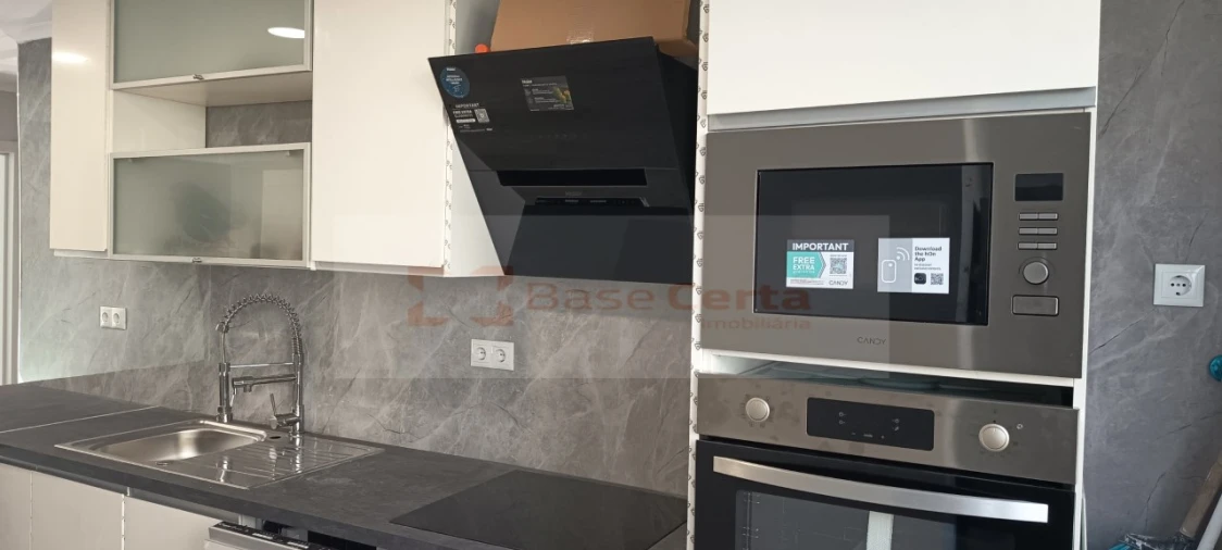 Apartamento T2 para Venda em Benfica Foto 15