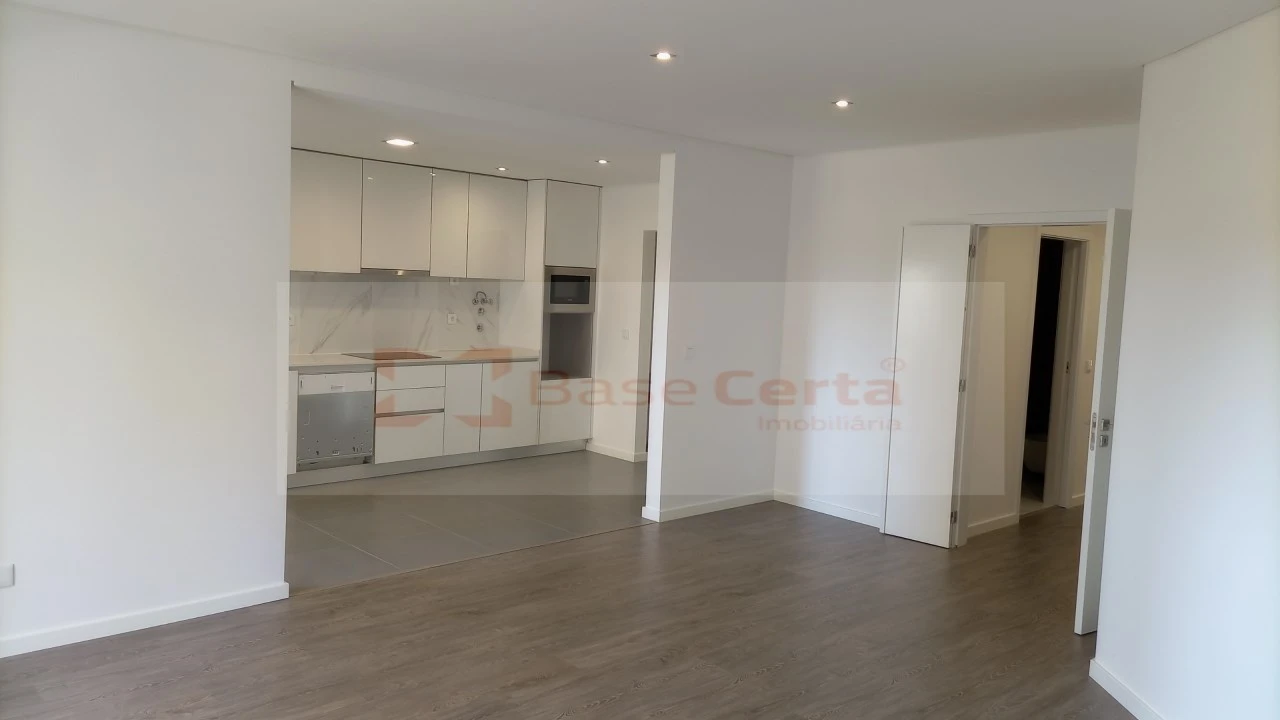 Apartamento T4 para Venda em Corroios Foto 15