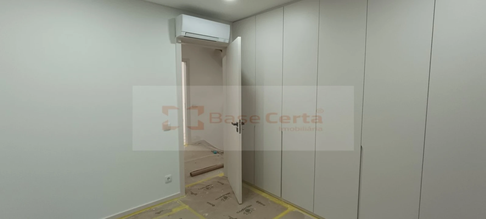 Moradia T5 para Venda em Santa Iria de Azoia, São João da Talha e Bobadela Foto 55