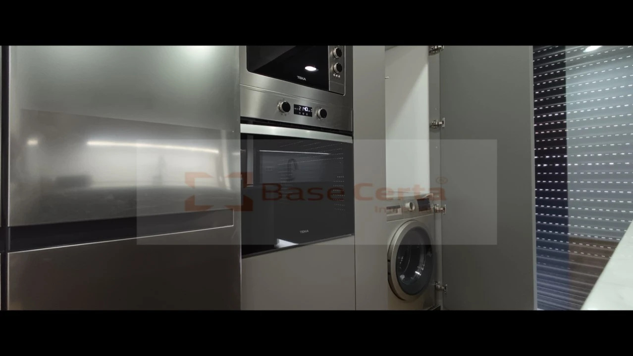 Moradia T5 para Venda em Santa Iria de Azoia, São João da Talha e Bobadela Foto 30