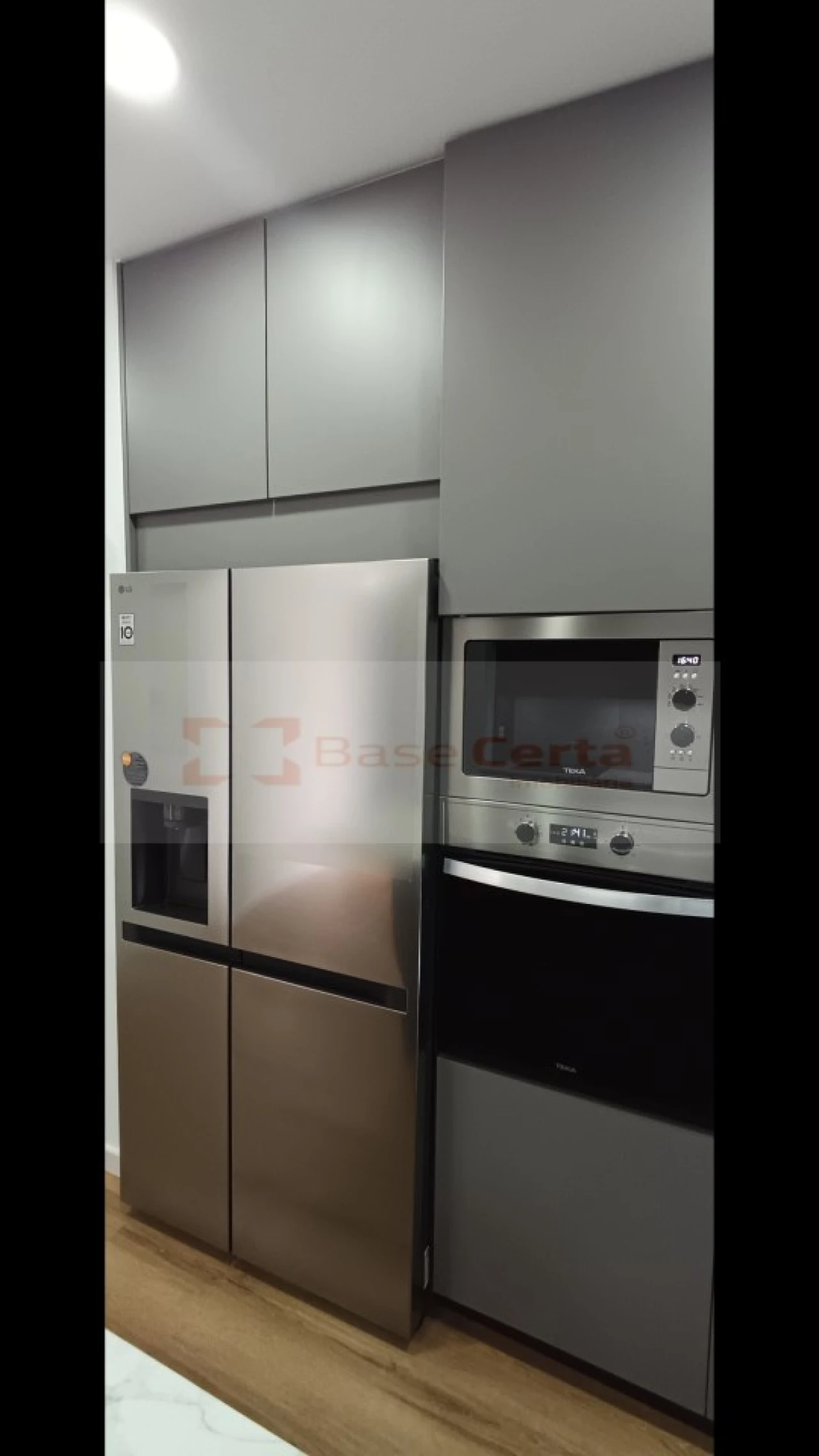 Moradia T5 para Venda em Santa Iria de Azoia, São João da Talha e Bobadela Foto 28