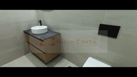 Moradia T5 para Venda em Santa Iria de Azoia, São João da Talha e Bobadela