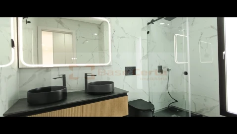 Moradia T5 para Venda em Santa Iria de Azoia, São João da Talha e Bobadela