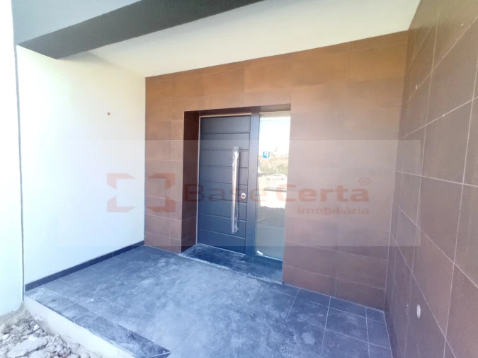 Moradia T4 para Venda em Santa Iria de Azoia, São João da Talha e Bobadela Foto 17