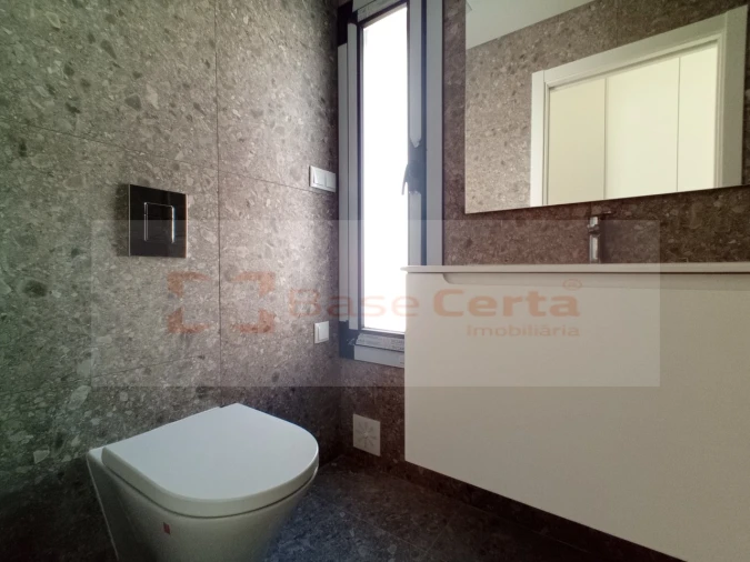 Moradia T4 para Venda em Santa Iria de Azoia, São João da Talha e Bobadela Foto 51