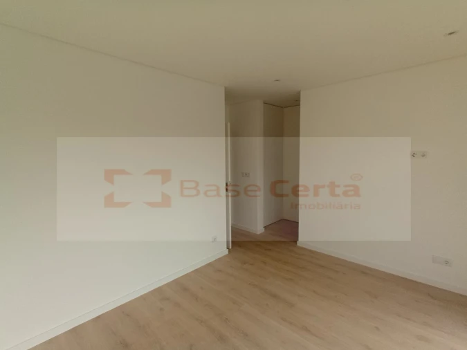 Moradia T4 para Venda em Santa Iria de Azoia, São João da Talha e Bobadela Foto 54