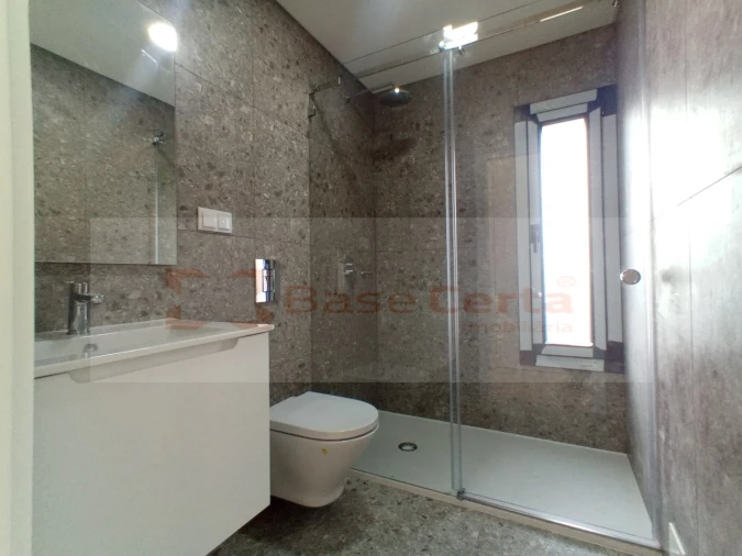 Moradia T4 para Venda em Santa Iria de Azoia, São João da Talha e Bobadela Foto 59